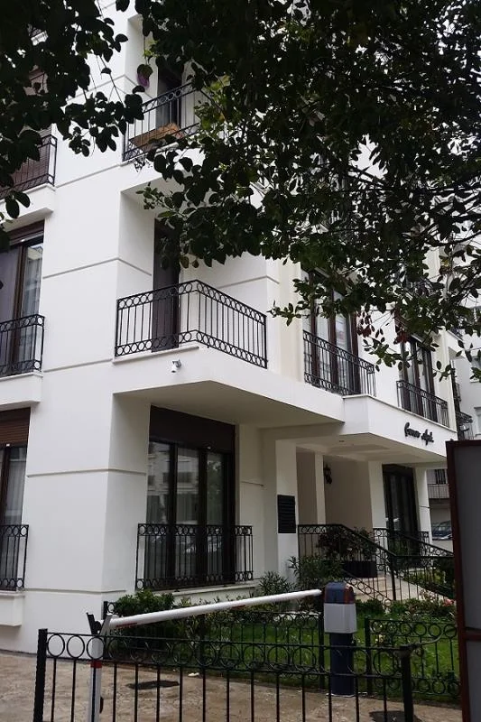 Brener Çınar Apartmanı — Dış Ortam 6